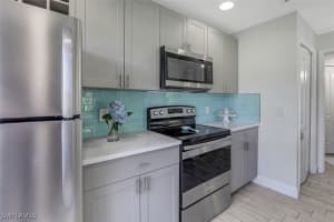 9465 Ivy Brook Run, Fort Myers, FL 33913 - MLS#225031603