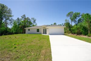 1034 Summa Boulevard, Lehigh Acres, FL 33974 - MLS#225031659