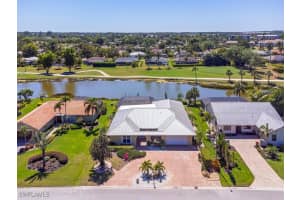 226 Torrey Pines Pt, Naples