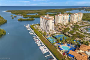 425 Dockside Drive, Naples, FL 34110 - MLS#225031838