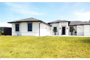 363 PAISLEY, Lehigh Acres, FL 33874 - MLS#225031898