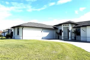 363 PAISLEY, Lehigh Acres, FL 33874 - MLS#225031898