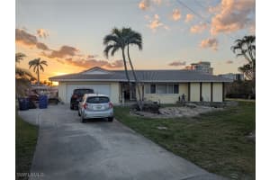 171 Estrellita Dr, Fort Myers Beach