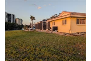 171 Estrellita Drive, Fort Myers Beach, FL 33931 - MLS#225031906