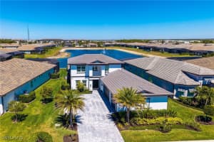 3697 Sapphire Cove Cir, Naples