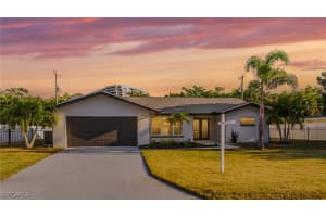 959 N Town And River Dr, Fort Myers