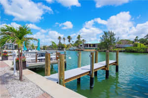 1950 Gulf Shore Boulevard, Naples, FL 34102 - MLS#225032080