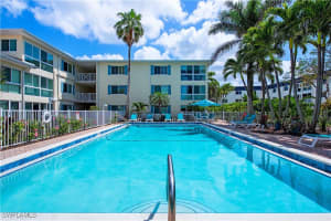 1950 Gulf Shore Boulevard, Naples, FL 34102 - MLS#225032080