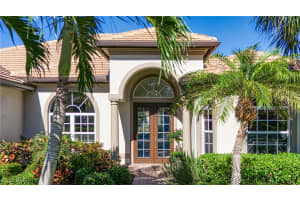 379 Cypress Way, Naples, FL 34110 - MLS#225032092