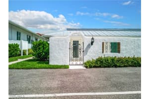 1405 Curlew Avenue, Naples, FL 34102 - MLS#225032109