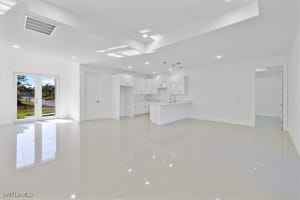 475 Lenox Avenue, Lehigh Acres, FL 33974 - MLS#225032208