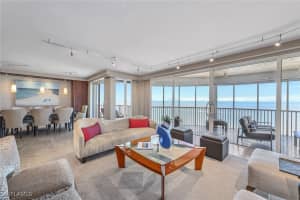 8111 Bay Colony Drive, Naples, FL 34108 - MLS#225032322