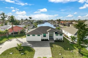 5244 Agualinda Blvd, Cape Coral