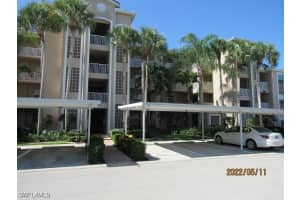8076 Queen Palm Ln 413, Fort Myers