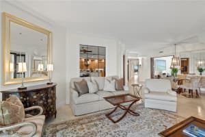 285 Grande Way, Naples, FL 34110 - MLS#225032710