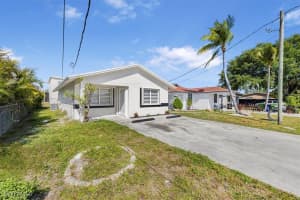 621 5TH Avenue, Hallandale Beach, FL 33009 Sold 05/08/25