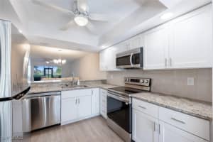 433 Country Hollow Court, Naples, FL 34104 Sold 05/21/25