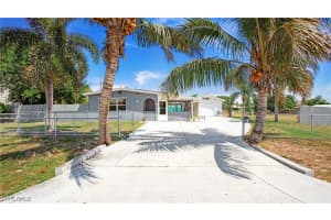 22 Illinois Road, Lehigh Acres, FL 33936 Sold 07/31/25