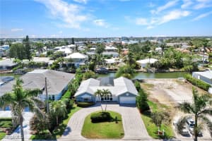 1550 Sandpiper Street, Naples, FL 34102 - MLS#225032910