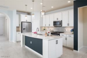 7266 Wilton Drive, Naples, FL 34109 - MLS#225032939