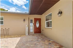 2020 Aruba Avenue, Fort Myers, FL 33905 - MLS#225032959