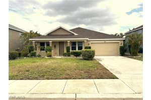 8091 Allamanda Ct, Lehigh Acres