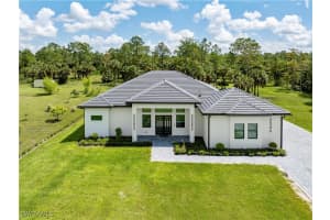 2546 4th Street, Naples, FL 34120 Sold 05/29/25