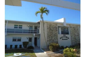 708 Victoria Drive, Cape Coral, FL 33904 - MLS#225033081