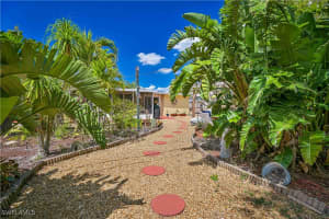 231 Kingston Drive, Fort Myers, FL 33905 Sold 08/12/25