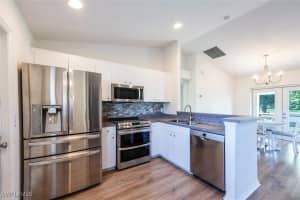 135 Blue Ridge Dr 35, Naples