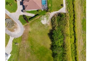 18613 Candletree Court, Naples, FL 34114 - MLS#225033211