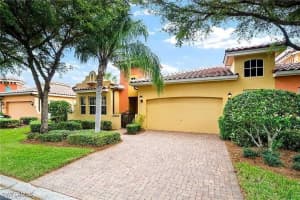 22163 Isola Verdi Way, Estero