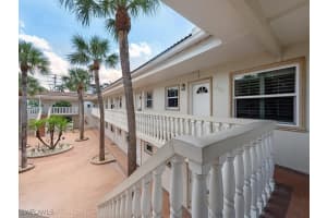 980 7th Avenue, Naples, FL 34102 Sold 06/23/25