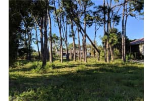118 1st Avenue, Marco Island, FL 34145 - MLS#225033345