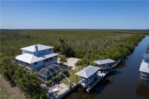 7940 Lobean Ln, Bokeelia