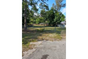 226 Capitol Street, North Fort Myers, FL 33903 Sold 05/05/25