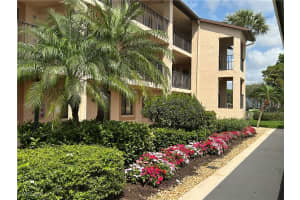 7300 Saint Ives Way, Naples, FL 34104 Sold 05/07/25
