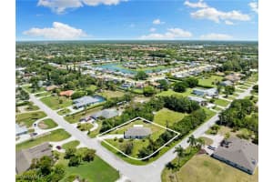 9874 Winterview Dr, Naples