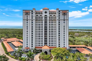 6585 Nicholas Boulevard, Naples, FL 34108 Sold 04/30/25