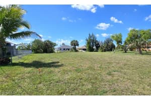 918 15th Street, Cape Coral, FL 33991 Sold 10/31/25