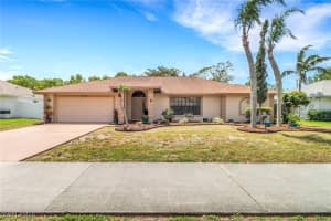 2378 River Reach Dr, Naples