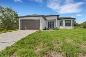 2600 63rd Street, Lehigh Acres, FL 33971 Sold 06/27/25