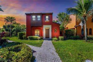 9138 Chula Vista St 127, Naples