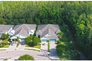 2211 Marquesa Cir, Naples
