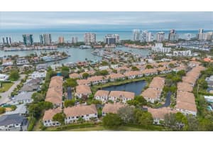 233 Colonade Circle, Naples, FL 34103 - MLS#225033794