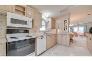 258 Lakeside Drive, North Fort Myers, FL 33903 - MLS#225034009
