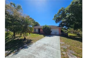643 Canal Drive, North Fort Myers, FL 33903 Sold 04/25/25