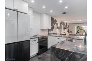 828 Gulf Pavilion Drive, Naples, FL 34108 Sold 08/19/25