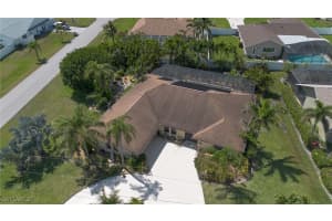 538 51st Terrace, Cape Coral, FL 33914 Sold 06/25/25