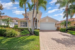 12718 Aviano Dr, Naples